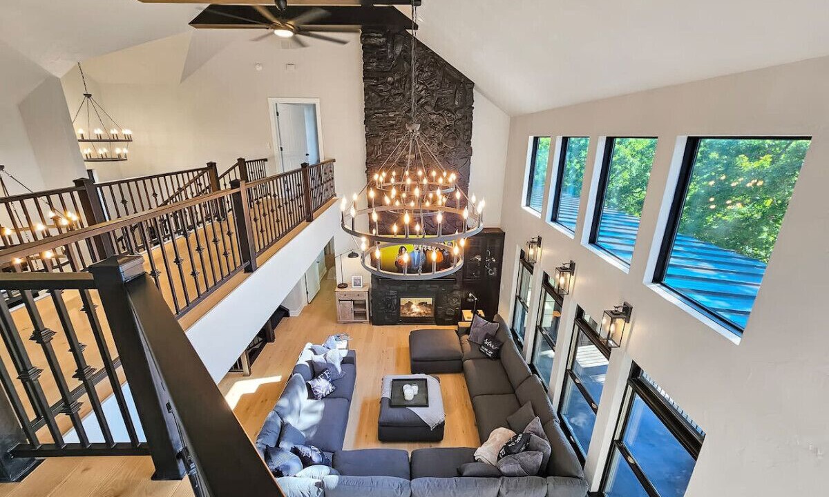 Photo of Livingroom in Lake of the Ozarks