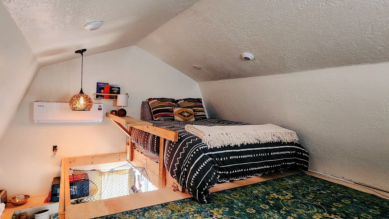Photo of Bedroom in Cane Beds