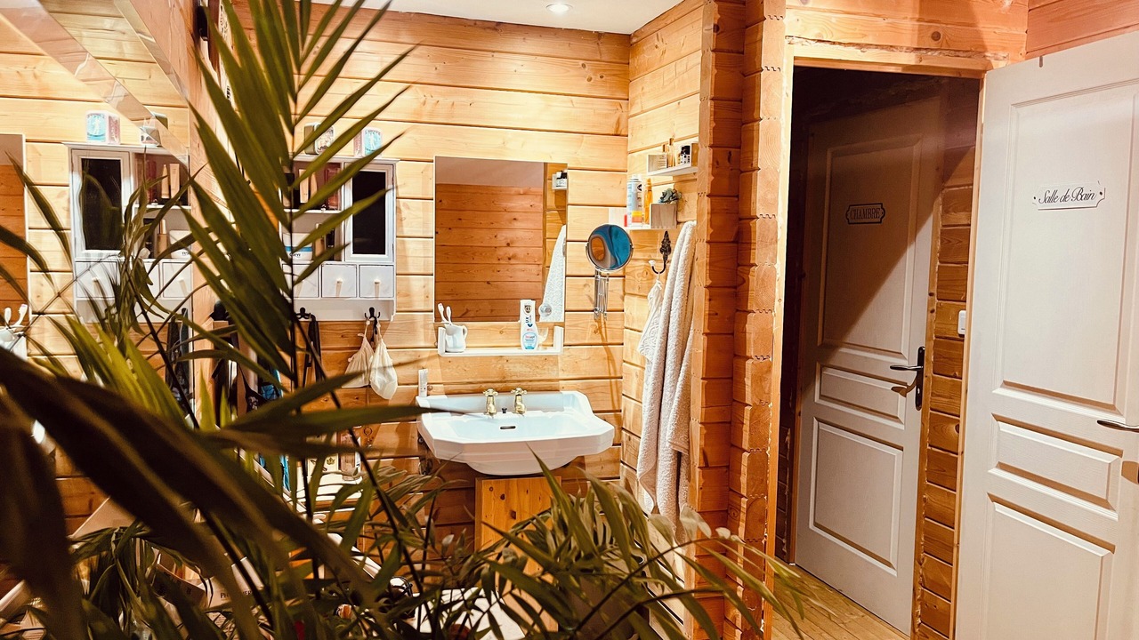 Photo of Bathroom in Molleville