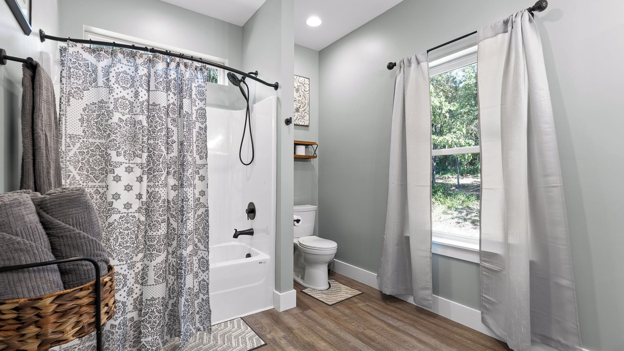 Photo of Bathroom in Rossville