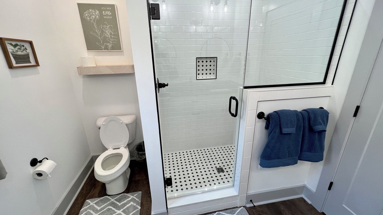 Photo of Bathroom in Rossville