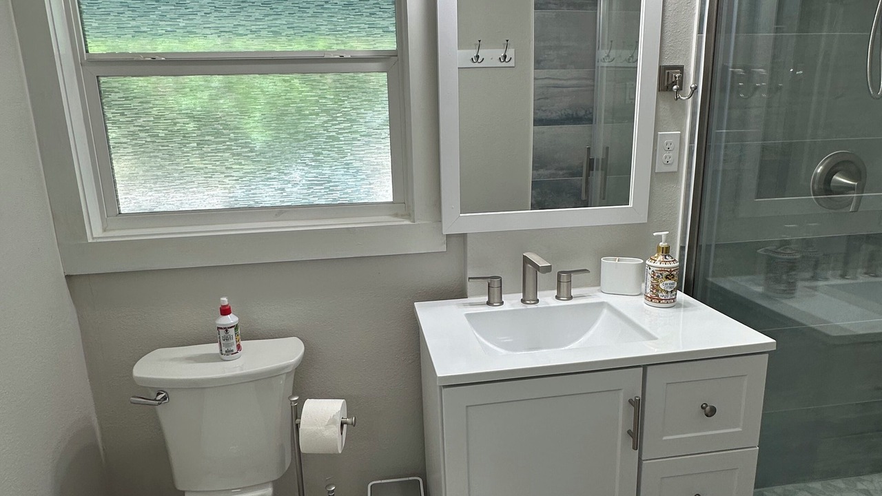 Photo of Bathroom in Brentwood