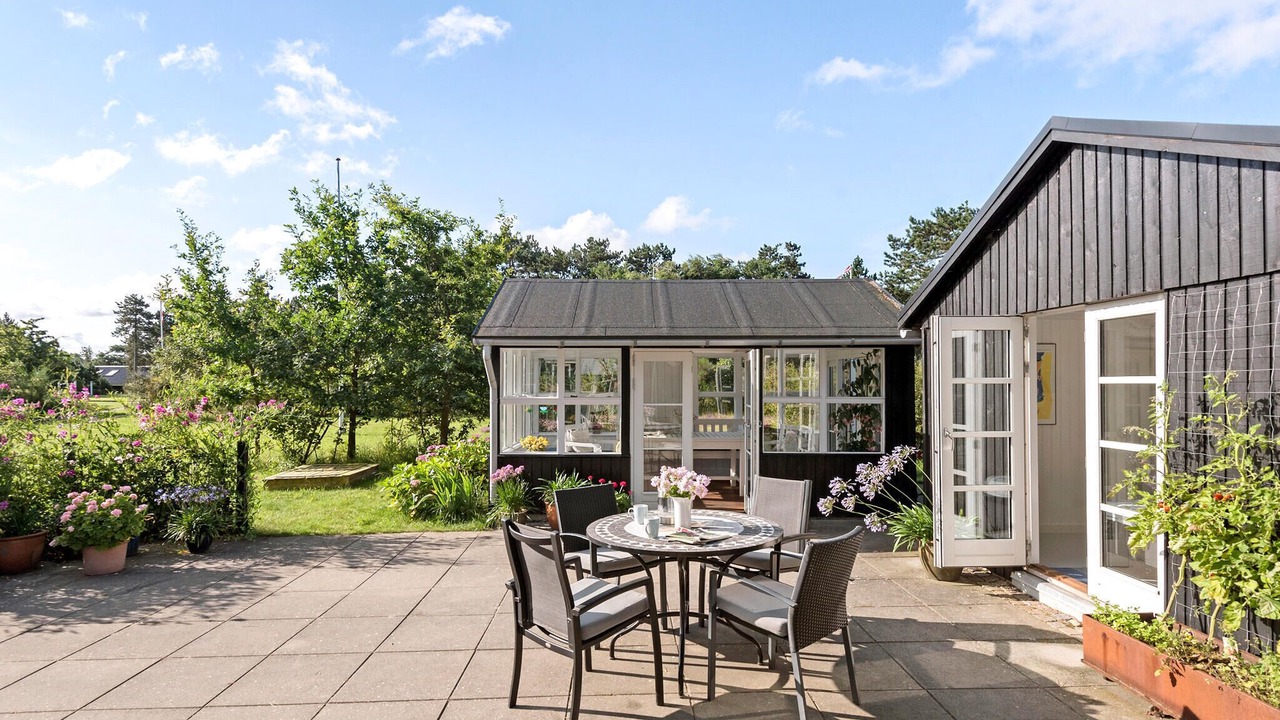 Photo of Others in Frolunde