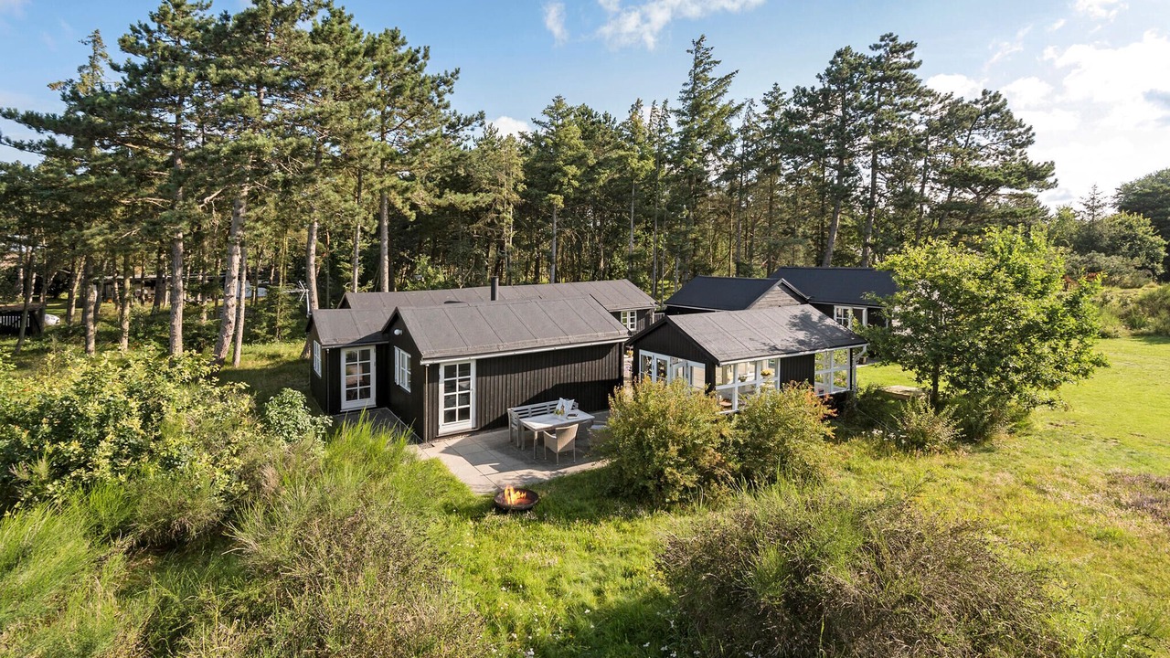 Photo of Others in Frolunde