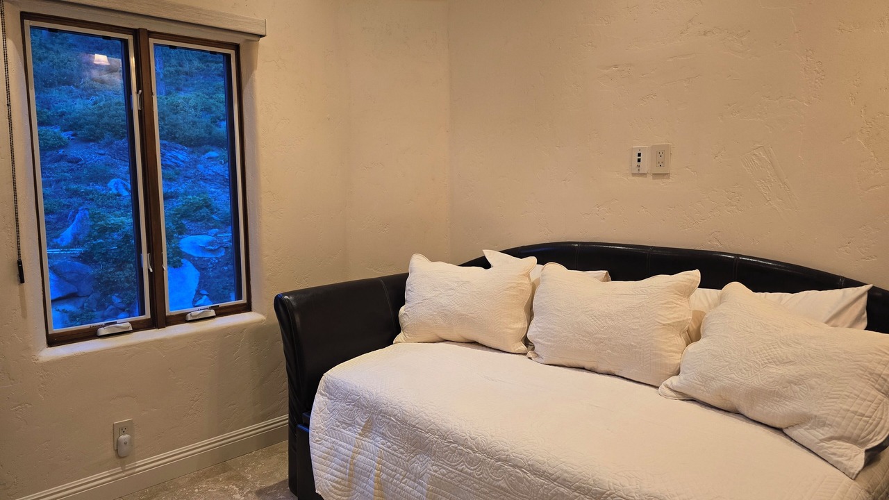 Photo of Bedroom in Brockway