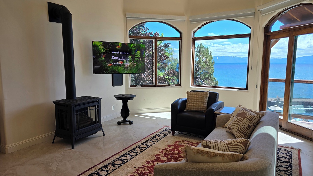 Photo of Livingroom in Brockway