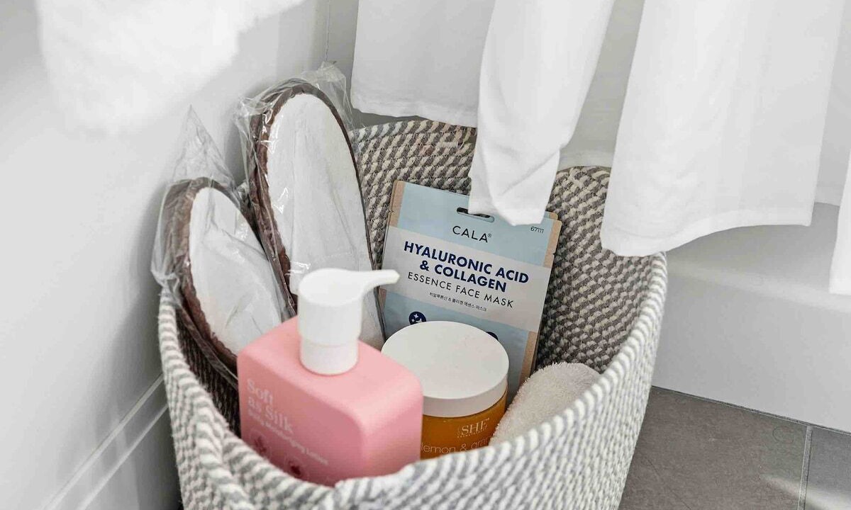 Photo of Bathroom in Shawmut