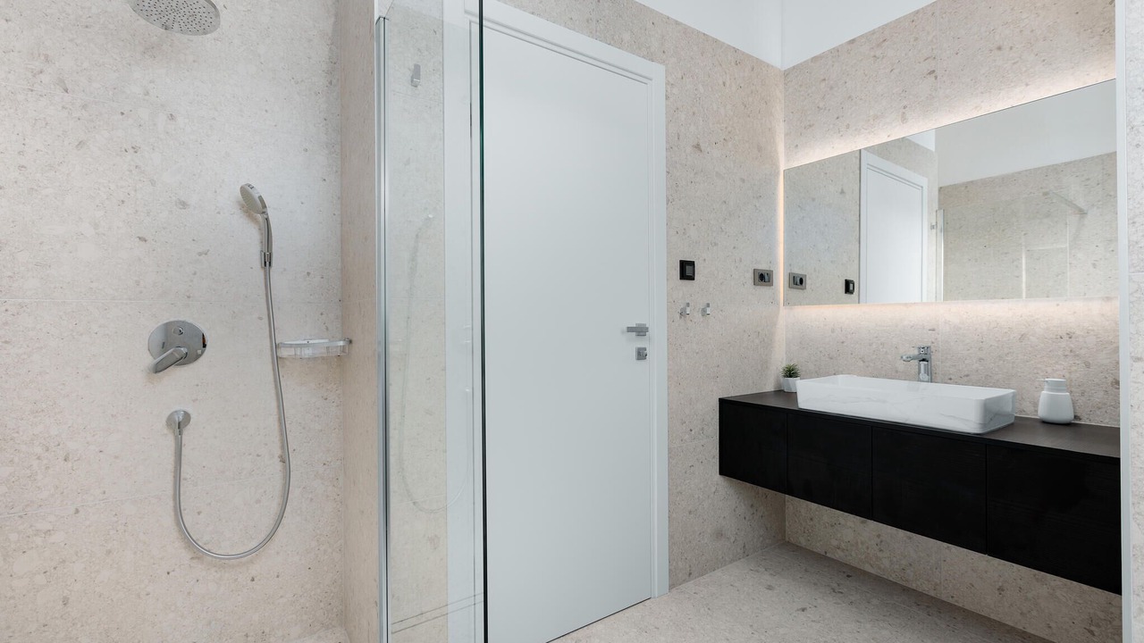 Photo of Bathroom in Kras
