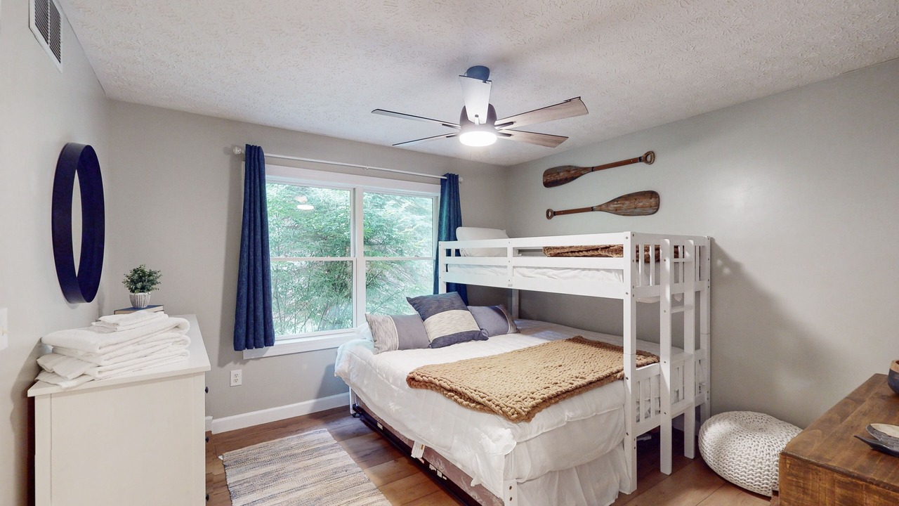 Photo of Bedroom in Blakeslee