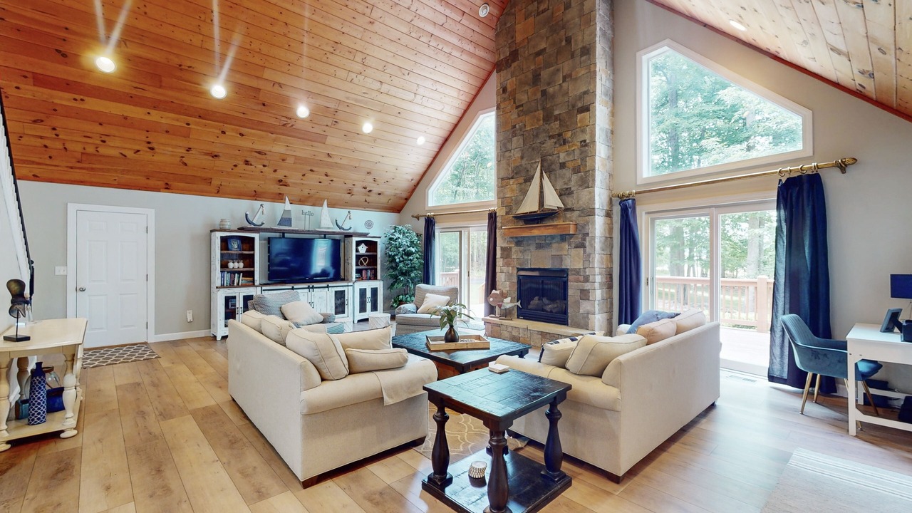 Photo of Livingroom in Blakeslee