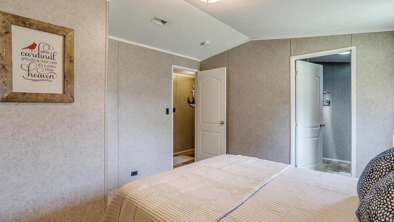 Photo of Bedroom in Dennis