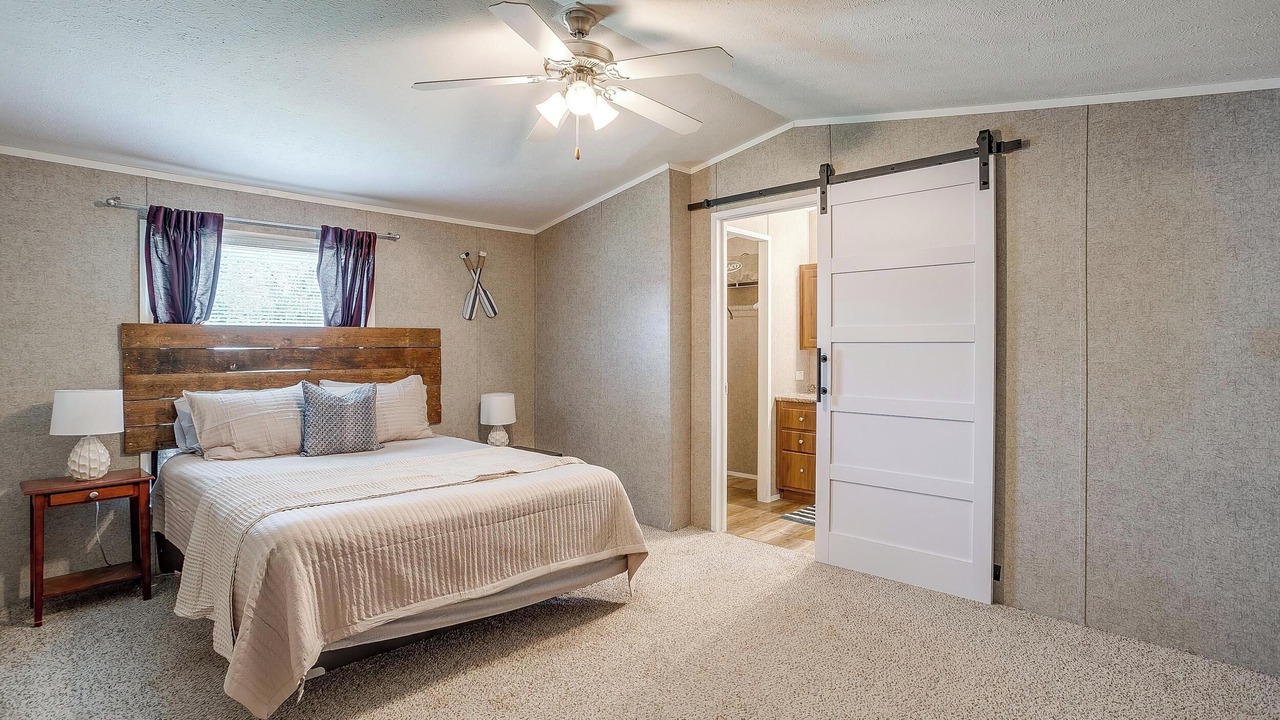 Photo of Bedroom in Dennis