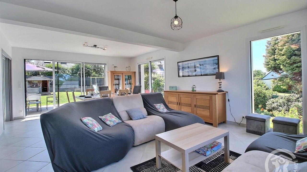 Photo of Livingroom in Louannec