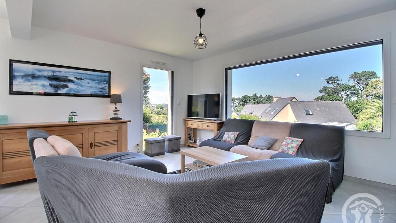 Photo of Livingroom in Louannec