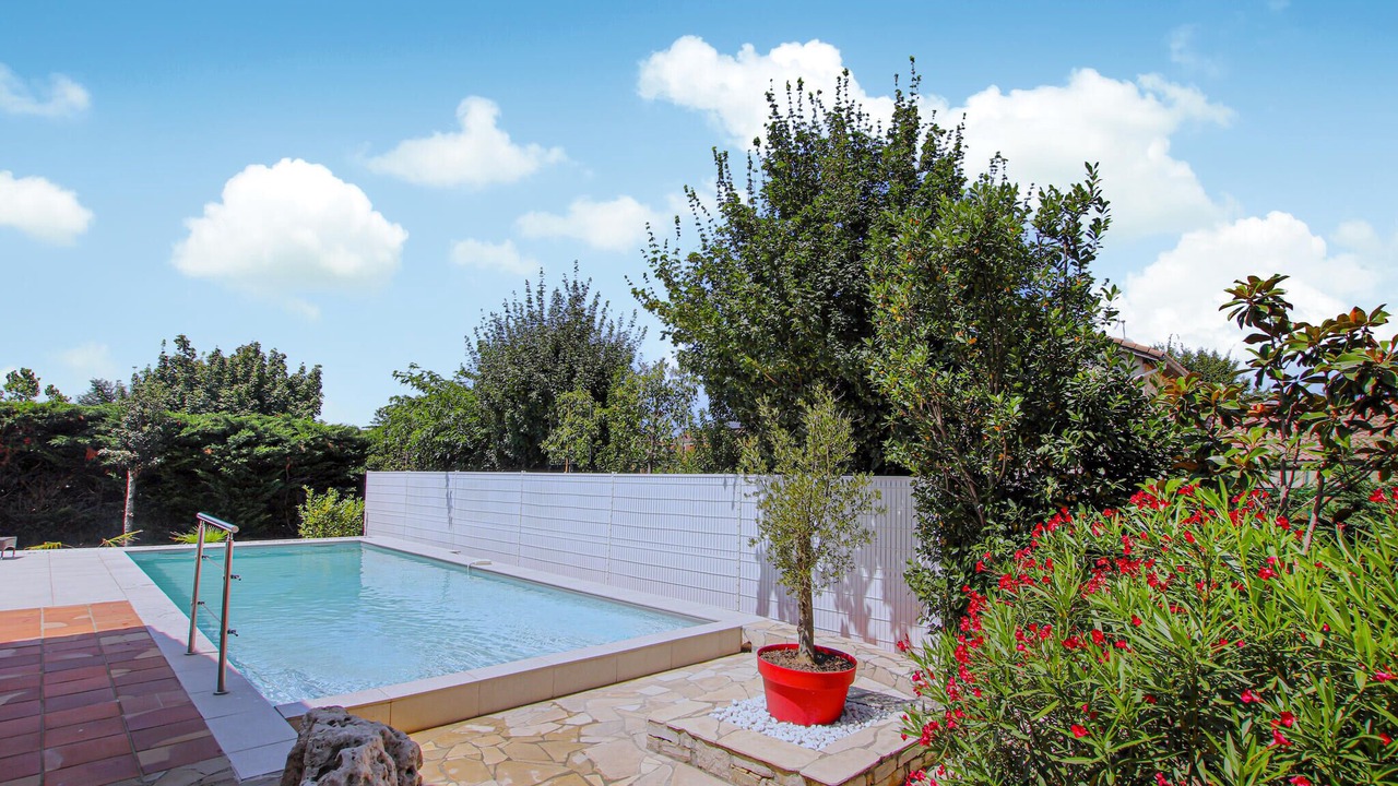 Photo of Outdoor in Meyzieu Nord Ouest