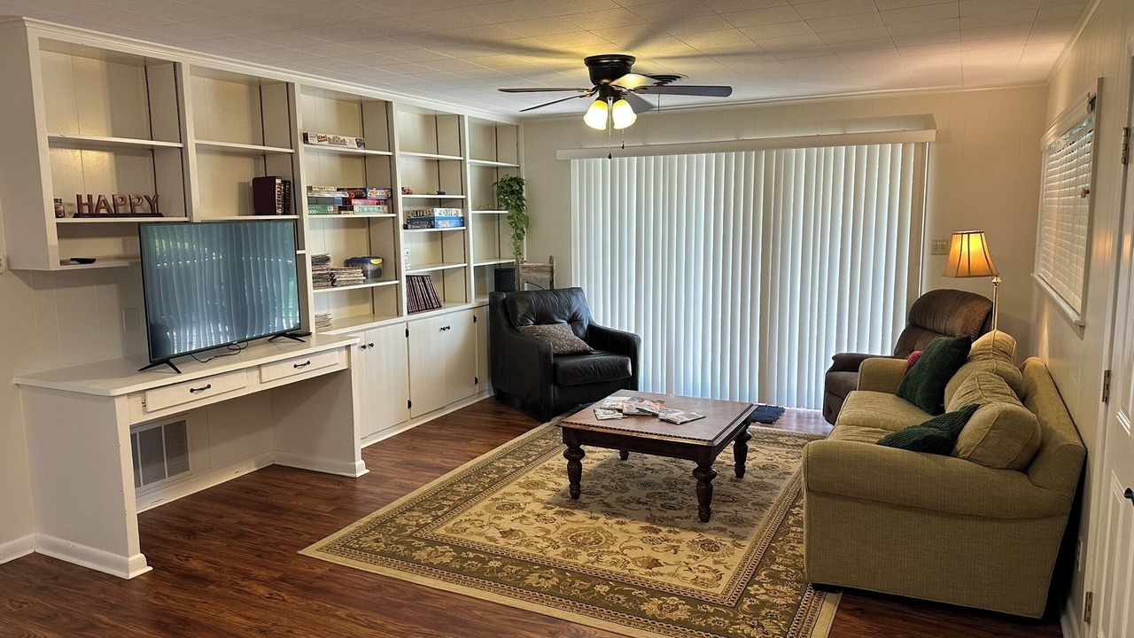Photo of Livingroom in Nacogdoches