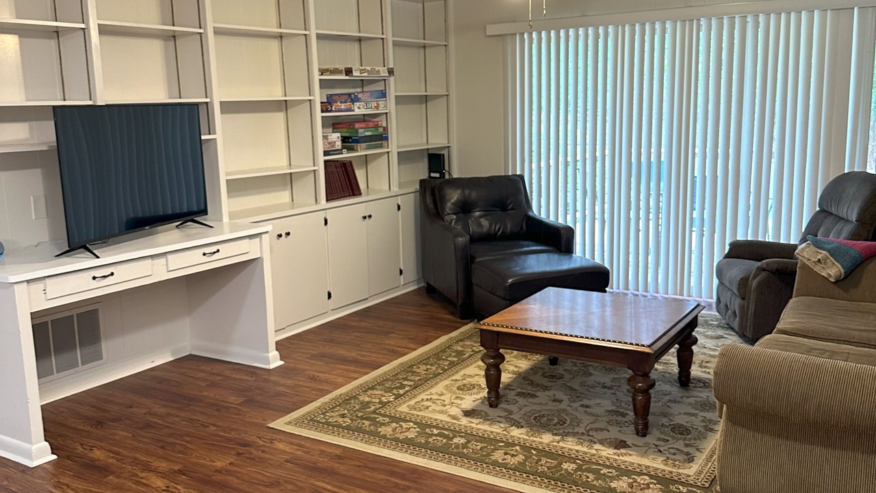 Photo of Livingroom in Nacogdoches