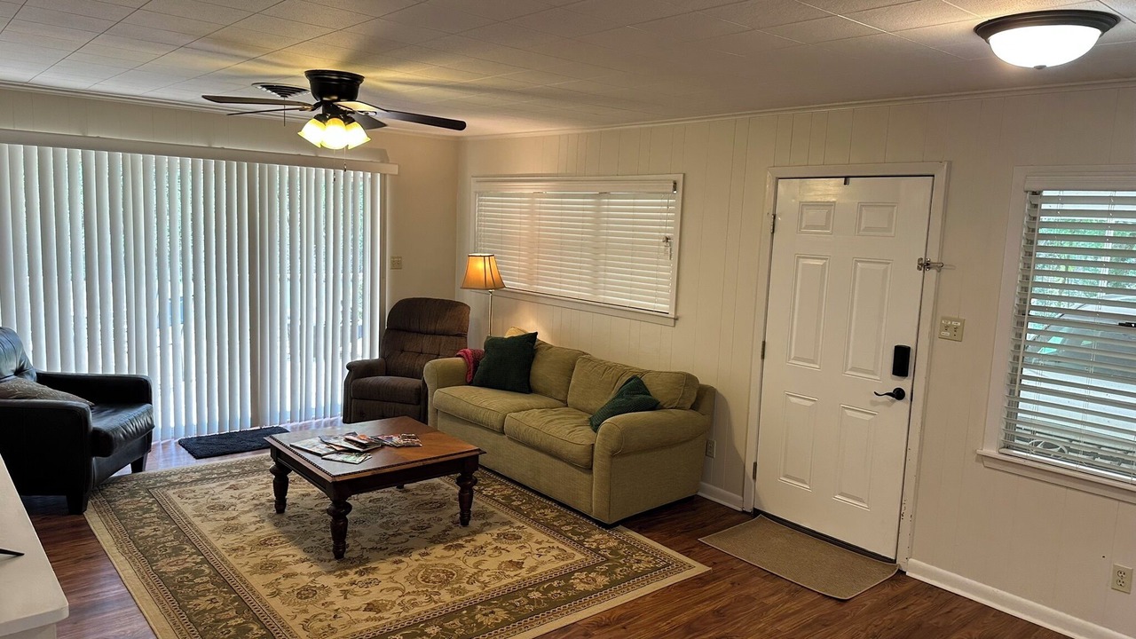 Photo of Livingroom in Nacogdoches