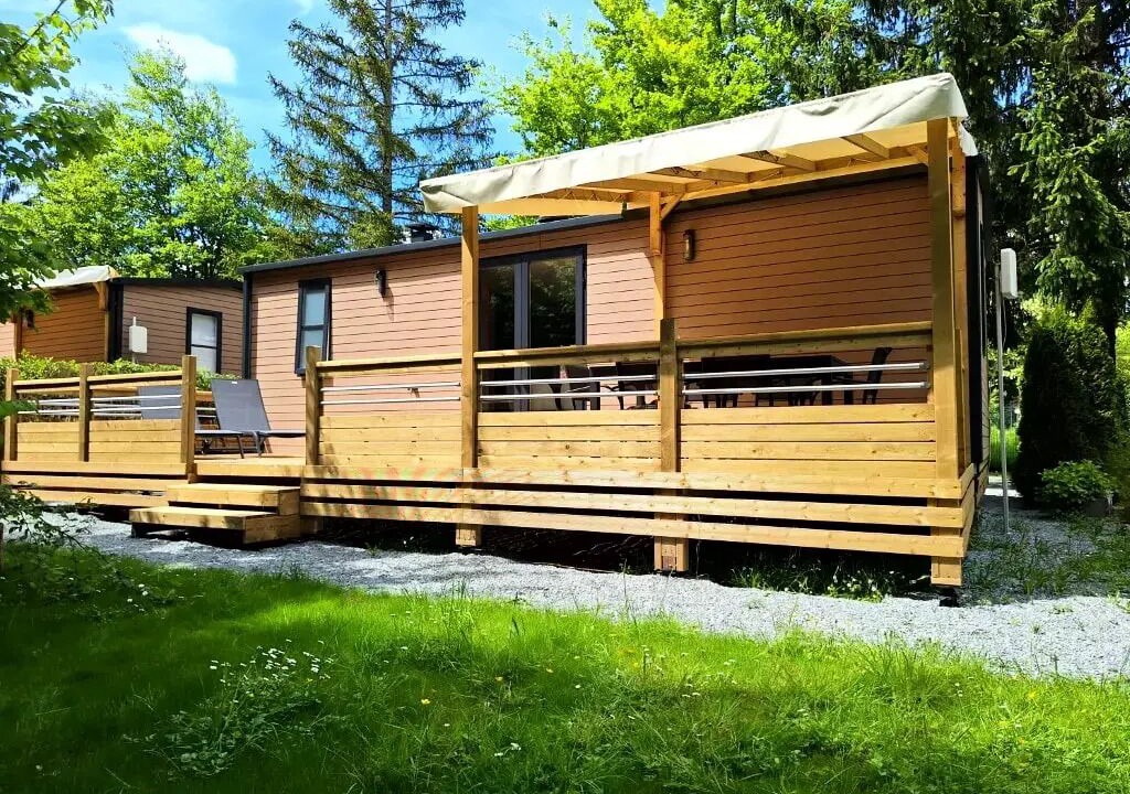 Photo of Outdoor in Leval