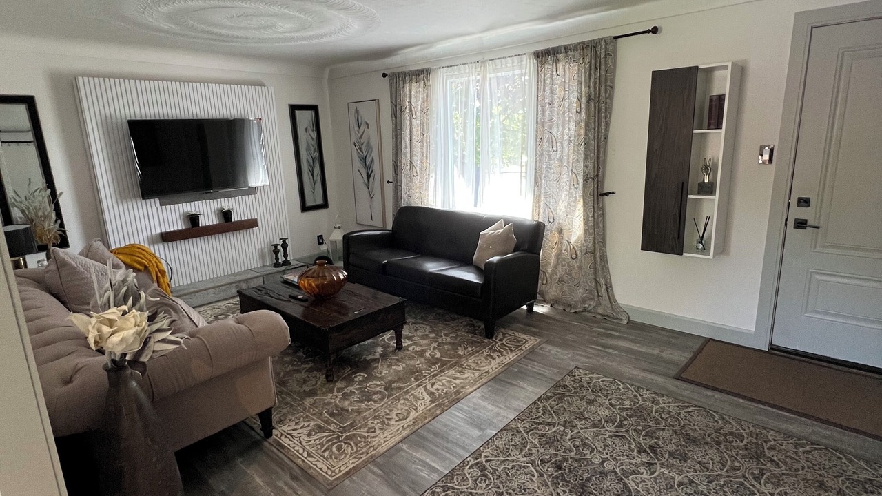 Photo of Livingroom in Whitby