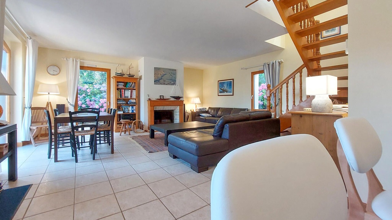 Photo of Bedroom in Saint-Gildas-de-Rhuys