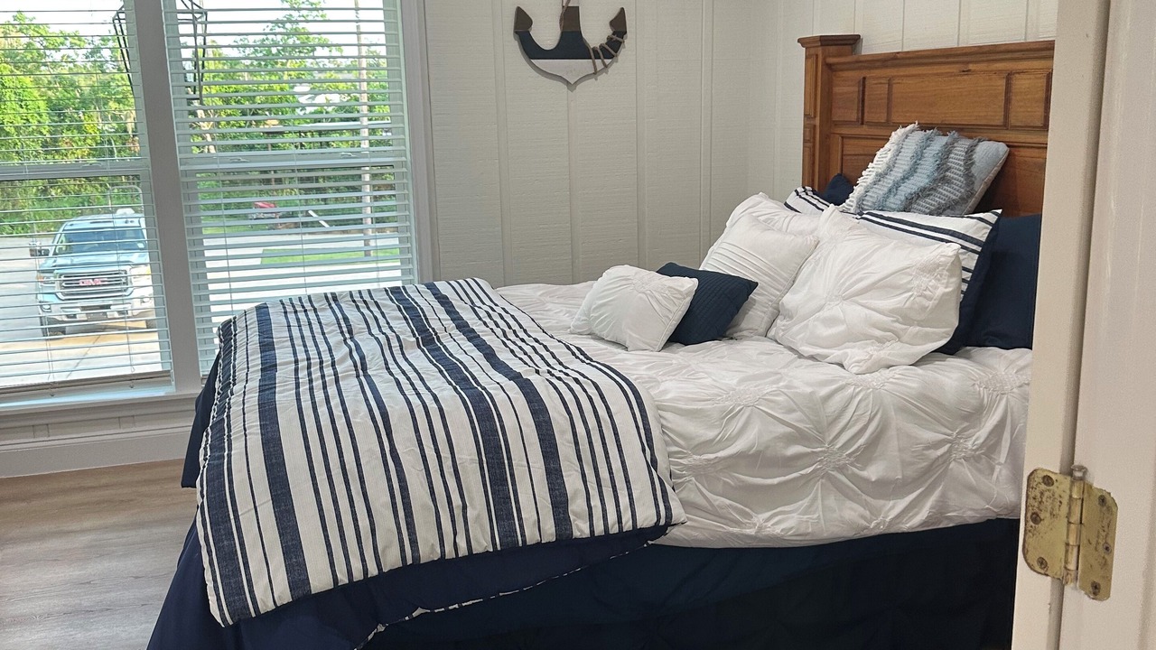 Photo of Bedroom in Moss Bluff