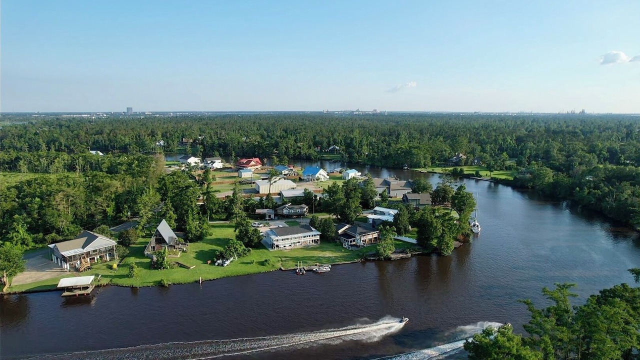 Photo of Outdoor in Moss Bluff