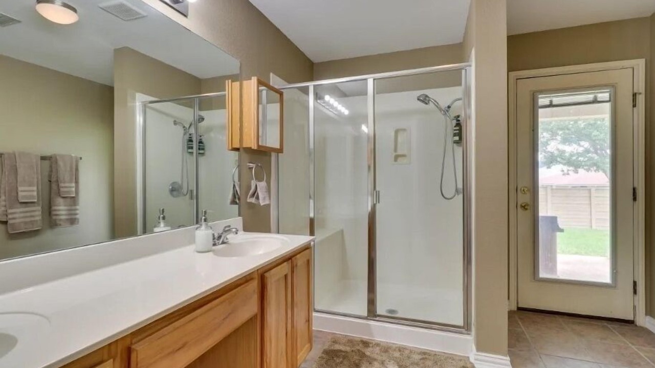 Photo of Bathroom in Sonoma