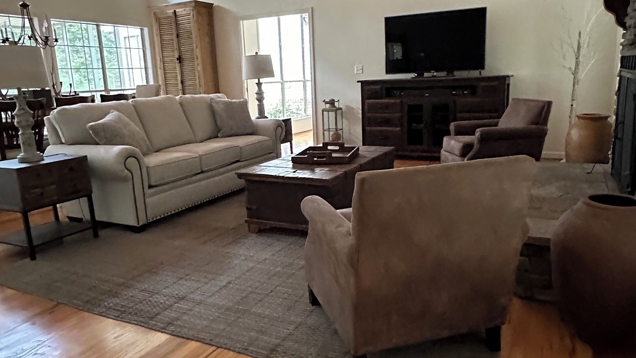 Photo of Livingroom in Northport