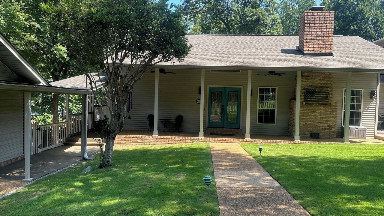 Photo of Outdoor in Northport
