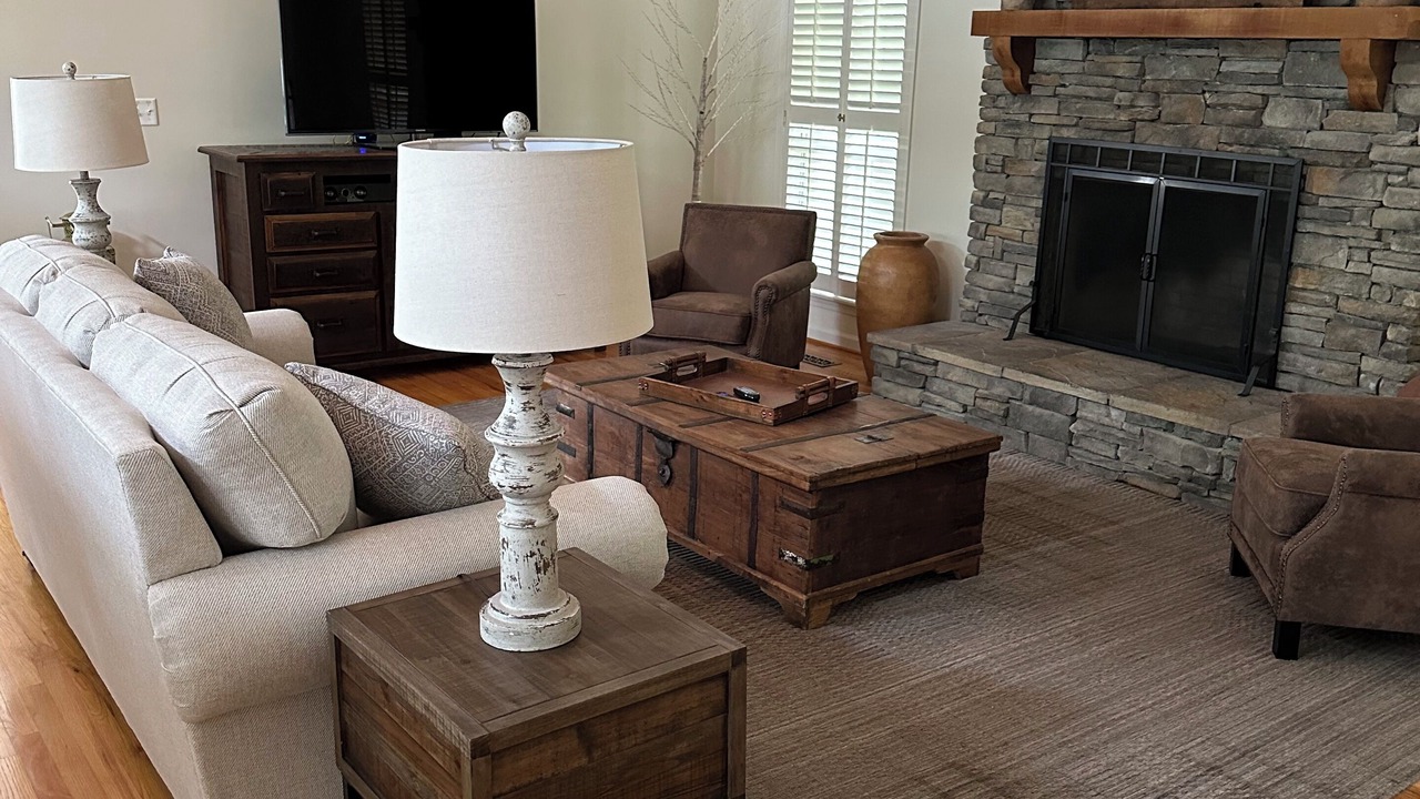 Photo of Livingroom in Northport