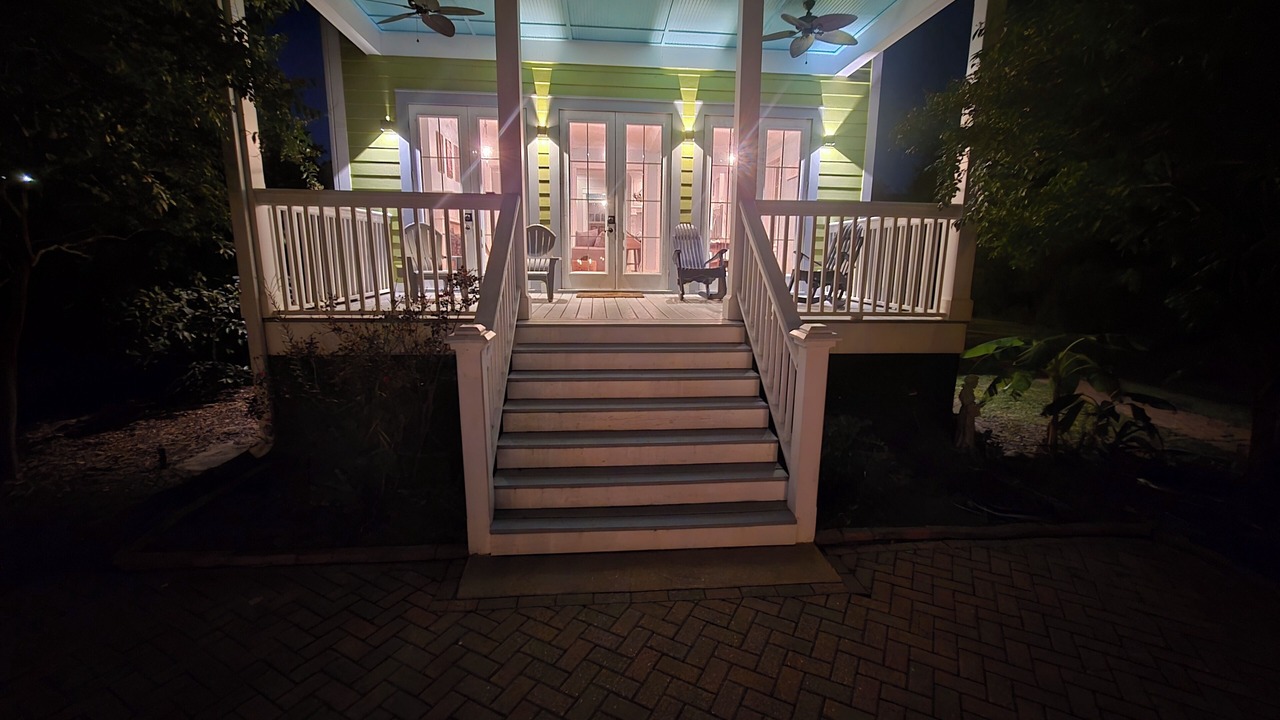 Photo of Patio Balcony in Waveland