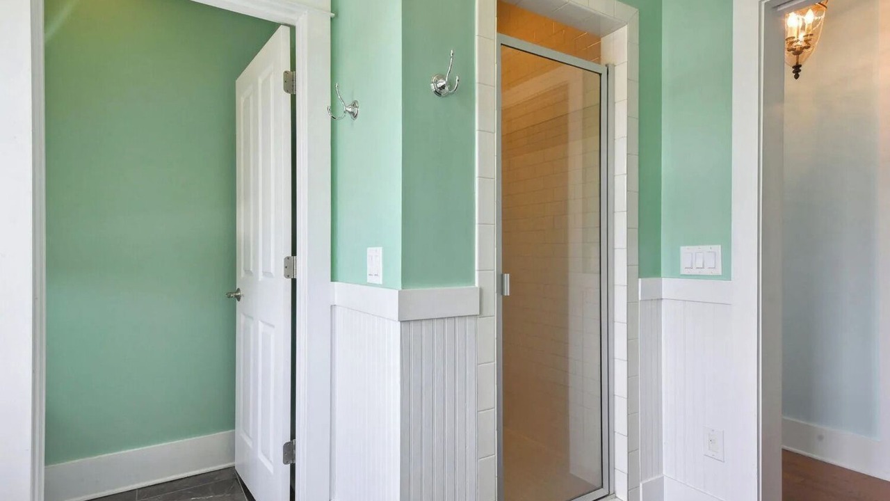 Photo of Bathroom in Waveland