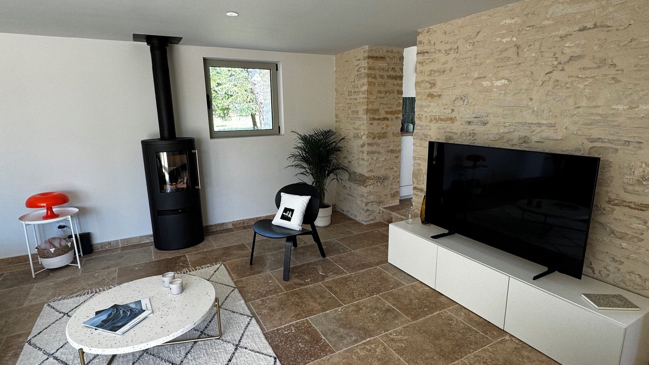 Photo of Livingroom in Crayssac