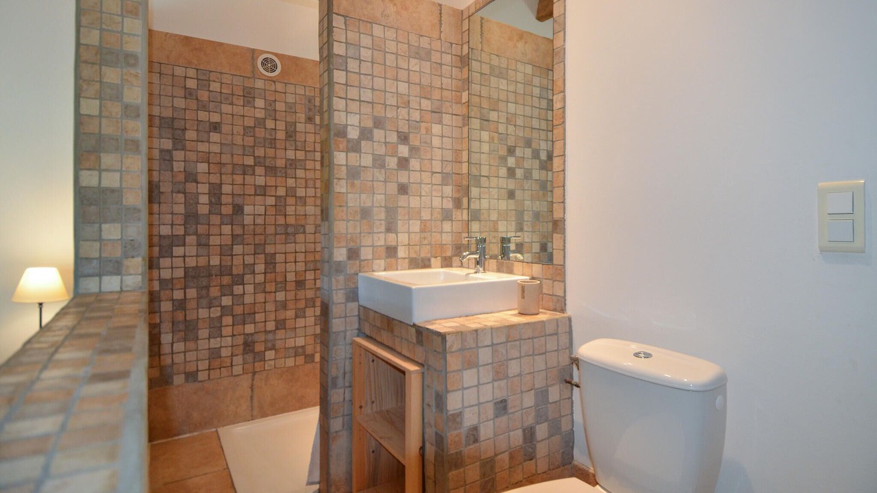 Photo of Bathroom in Boisset-et-Gaujac