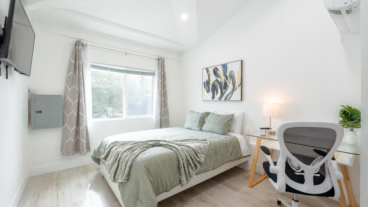 Photo of Bedroom in Fairview