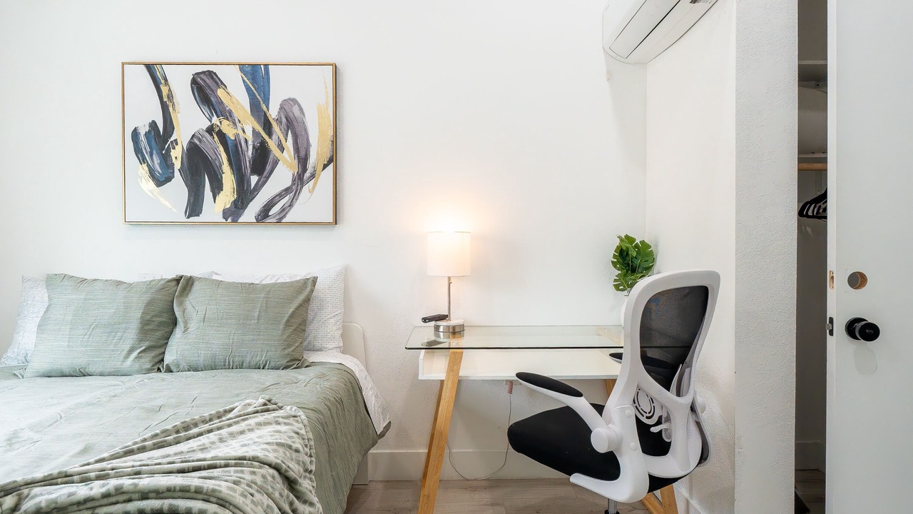 Photo of Bedroom in Fairview