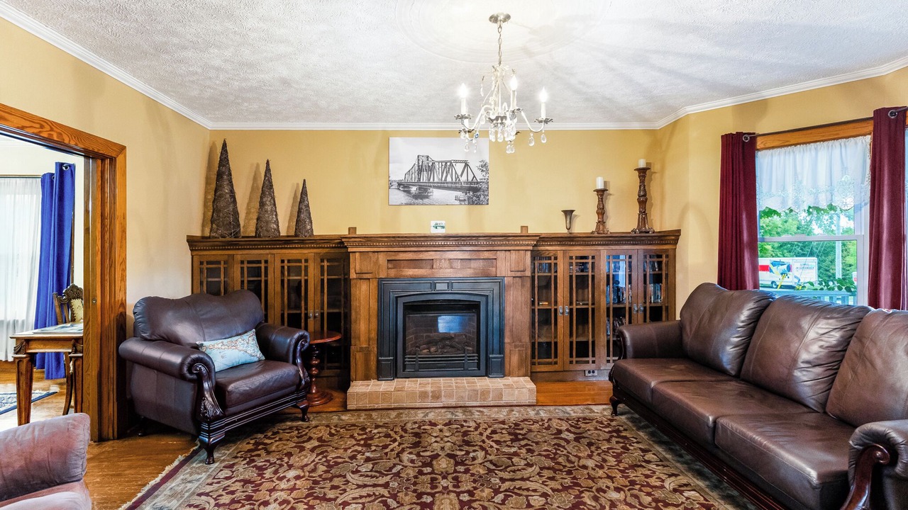 Photo of Livingroom in Little Current
