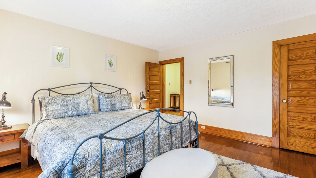 Photo of Bedroom in Little Current