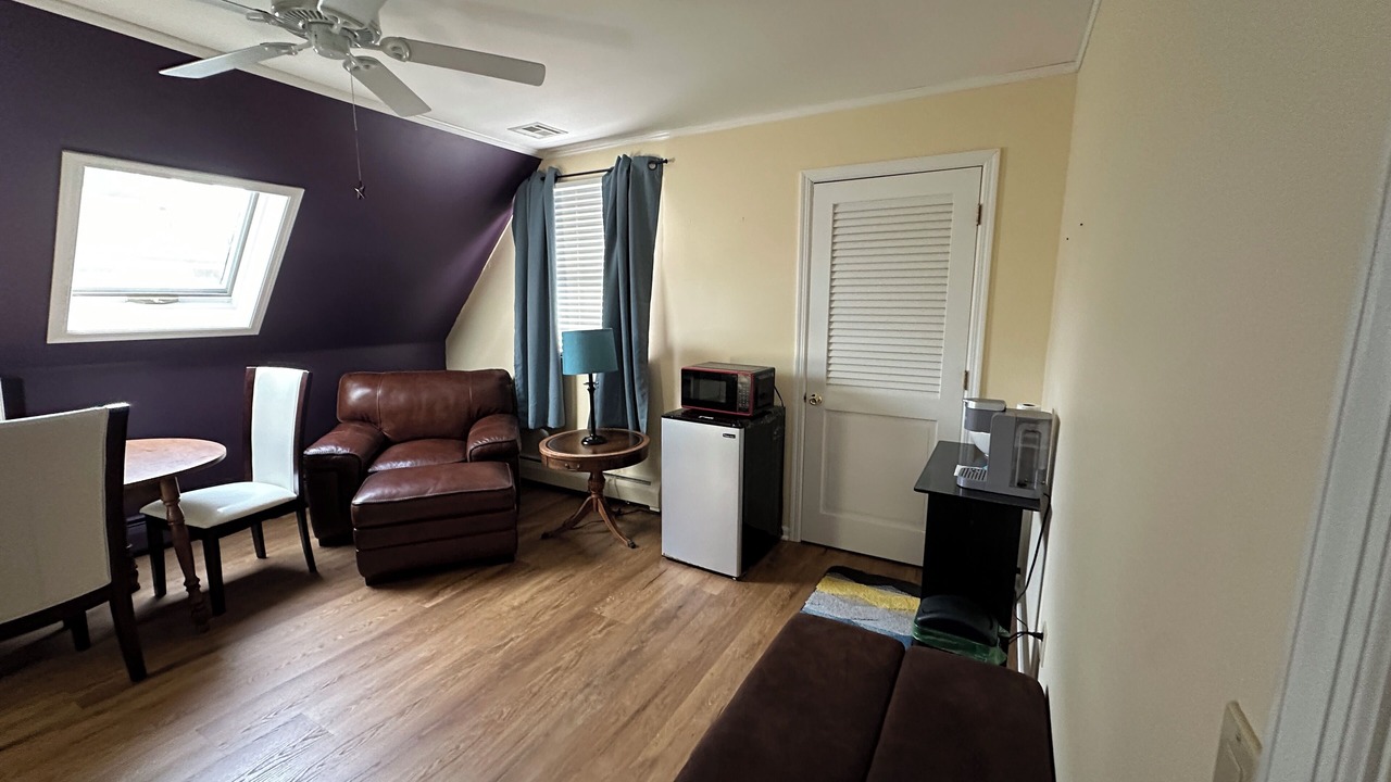 Photo of Livingroom in Avon