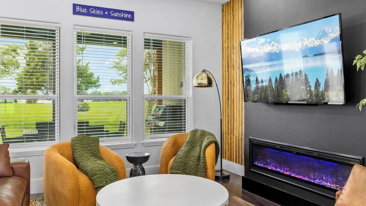 Photo of Livingroom in Mount Pleasant