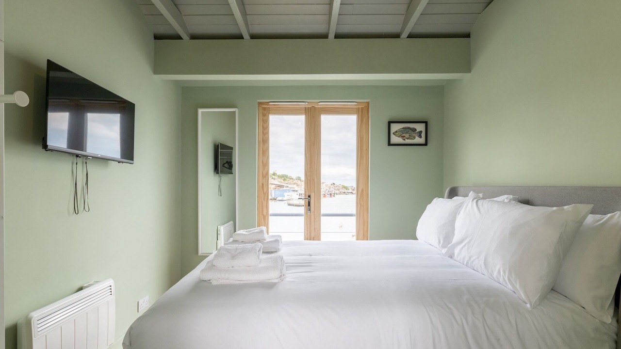 Photo of Bedroom in Leigh-on-Sea