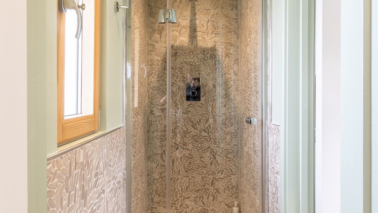 Photo of Bathroom in Leigh-on-Sea