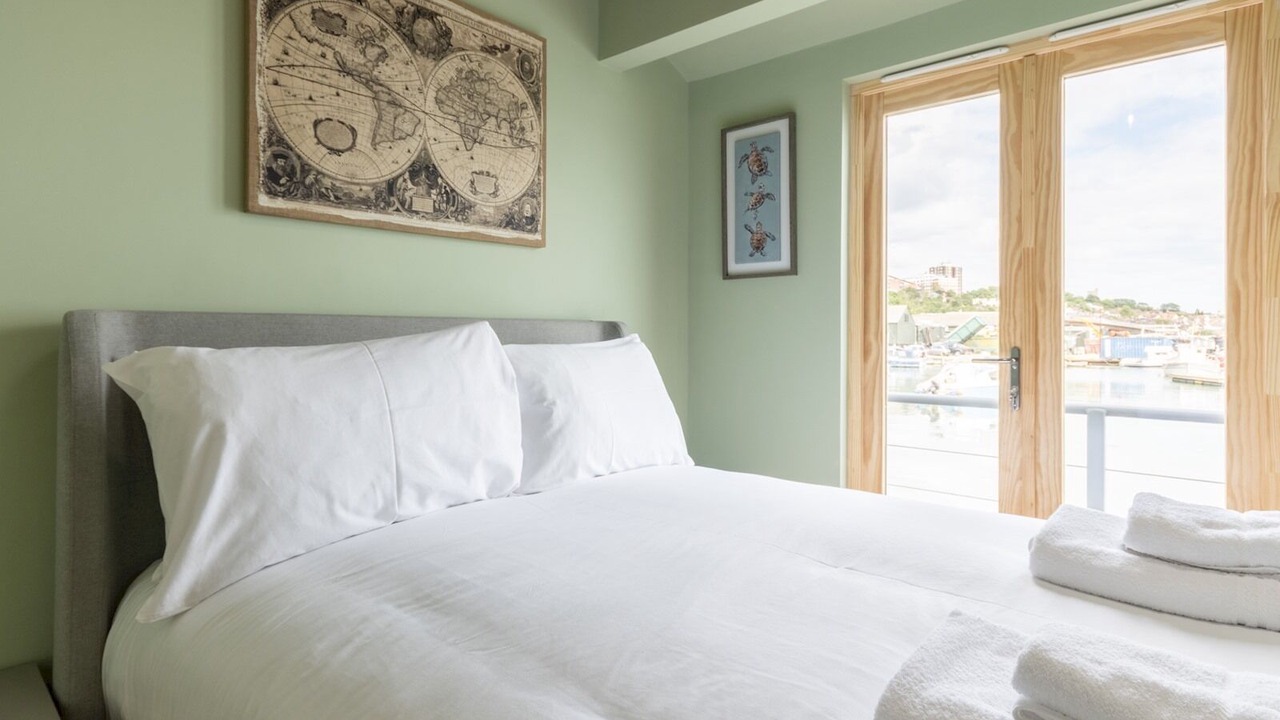 Photo of Bedroom in Leigh-on-Sea