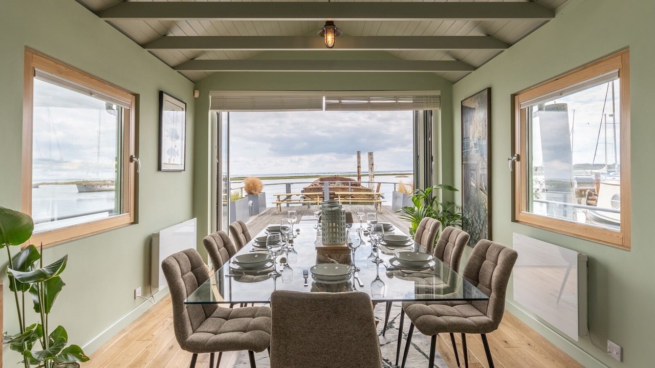 Photo of Others in Leigh-on-Sea