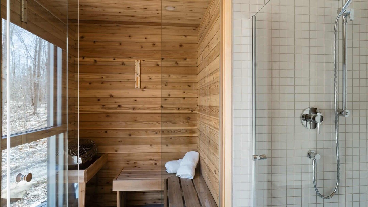 Photo of Bathroom in Chertsey