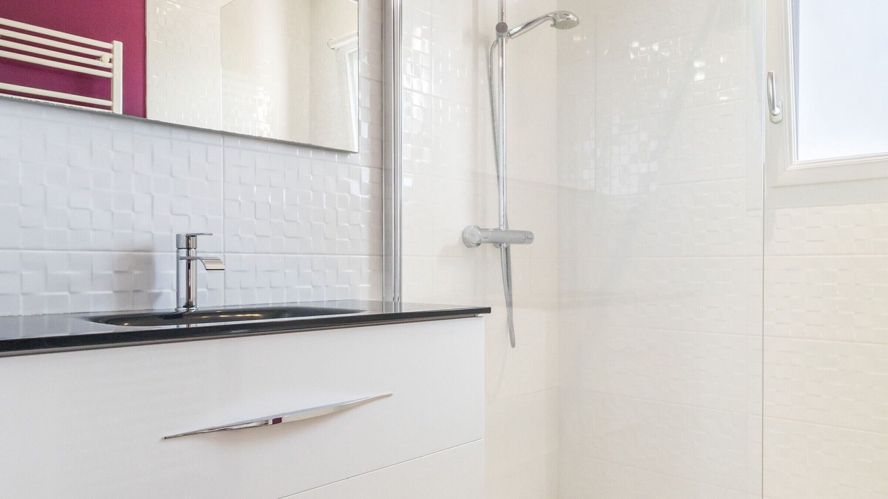 Photo of Bathroom in Les Moutiers-en-Retz