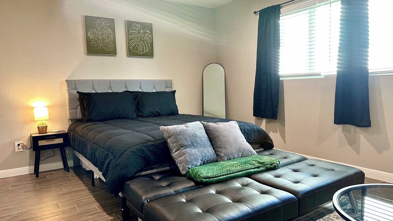 Photo of Bedroom in Montrose