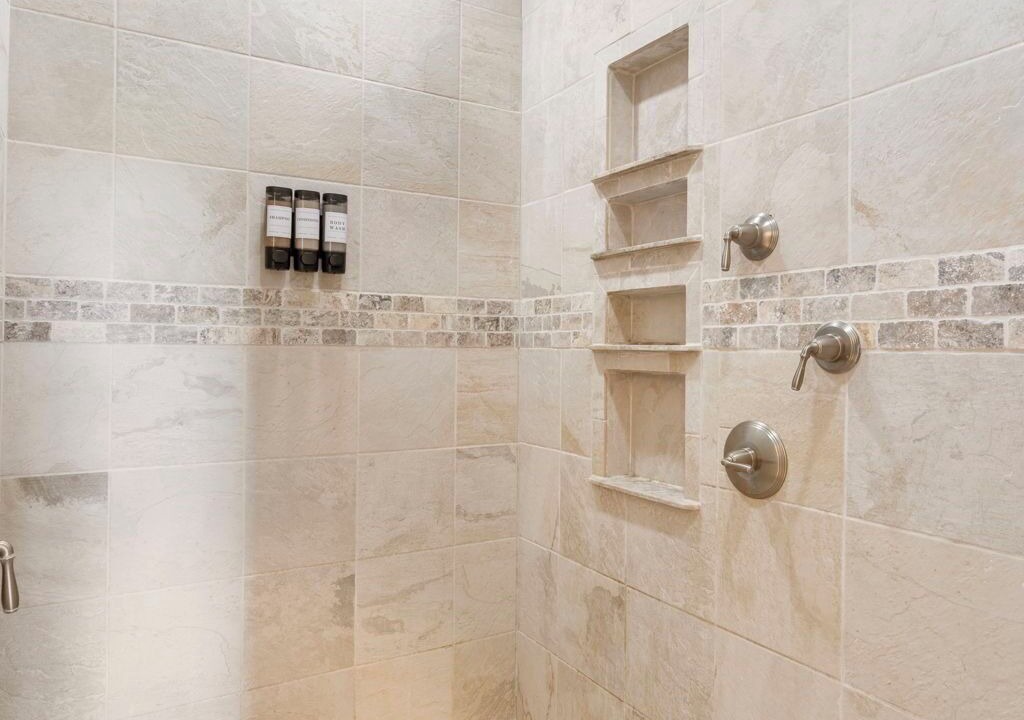 Photo of Bathroom in Elkland