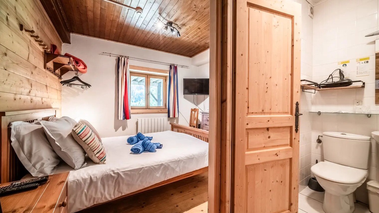 Photo of Bedroom in Saint-Jean-dʼAulps
